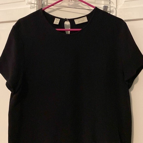100% silk Lord and Taylor blouse. Size 8 - Picture 6 of 6